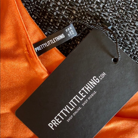 PRETTYLITTLETHING - Orange Scoop Neck Bikini - Picture 3 of 4